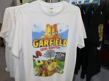 Baltas marškinėliai